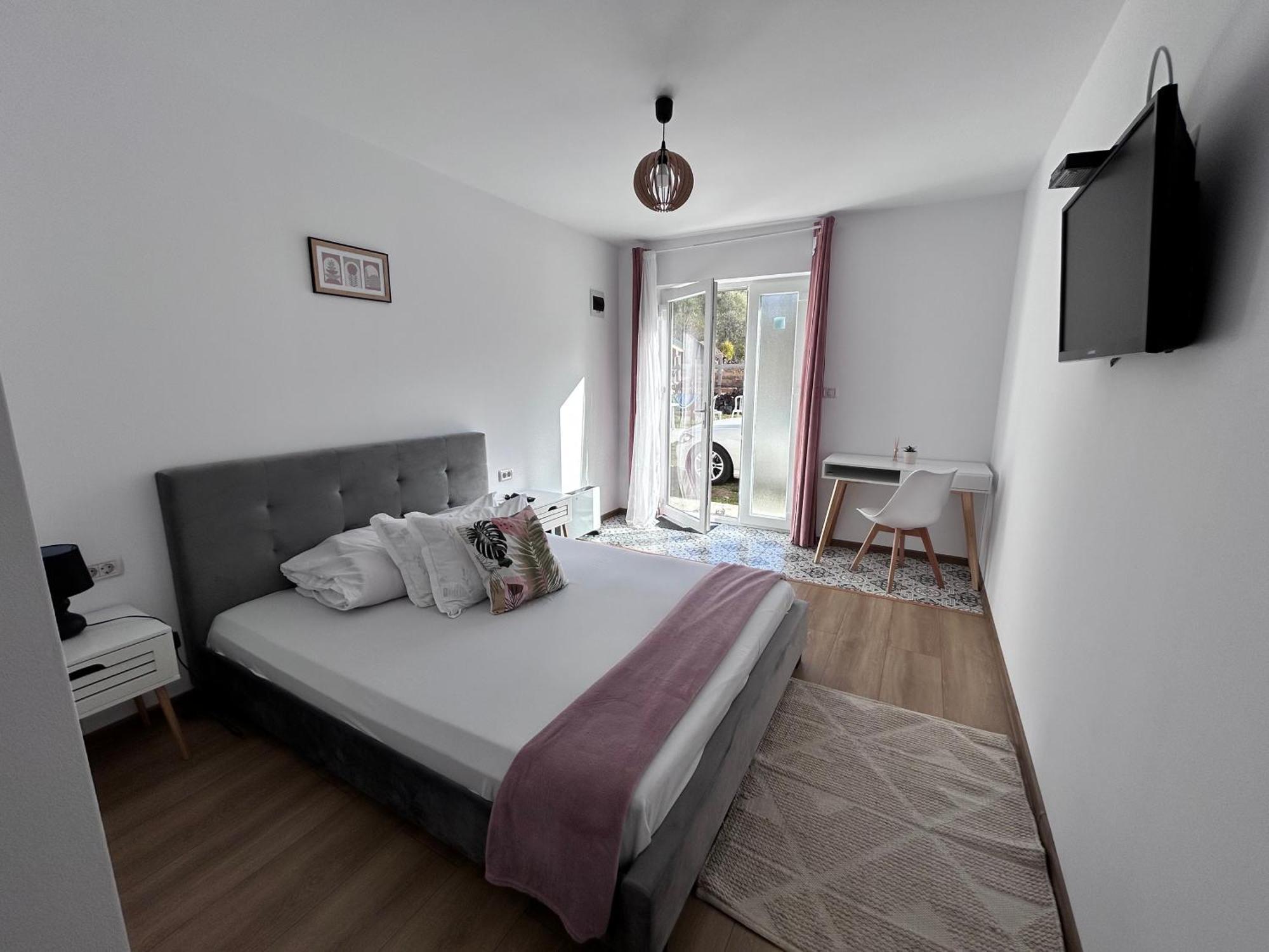 Casa Irinei Hotell Poiana Mărului Exteriör bild